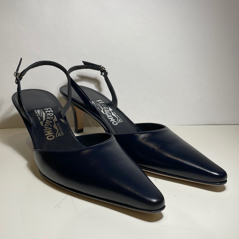 Salvatore Ferragamo Navy Pumps